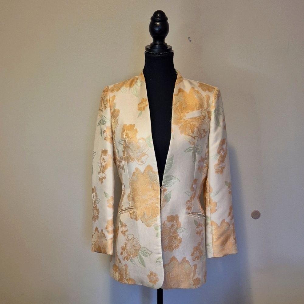 CALVIN KLEIN Metallic Floral Blazer - 4 - Picture 2 of 11